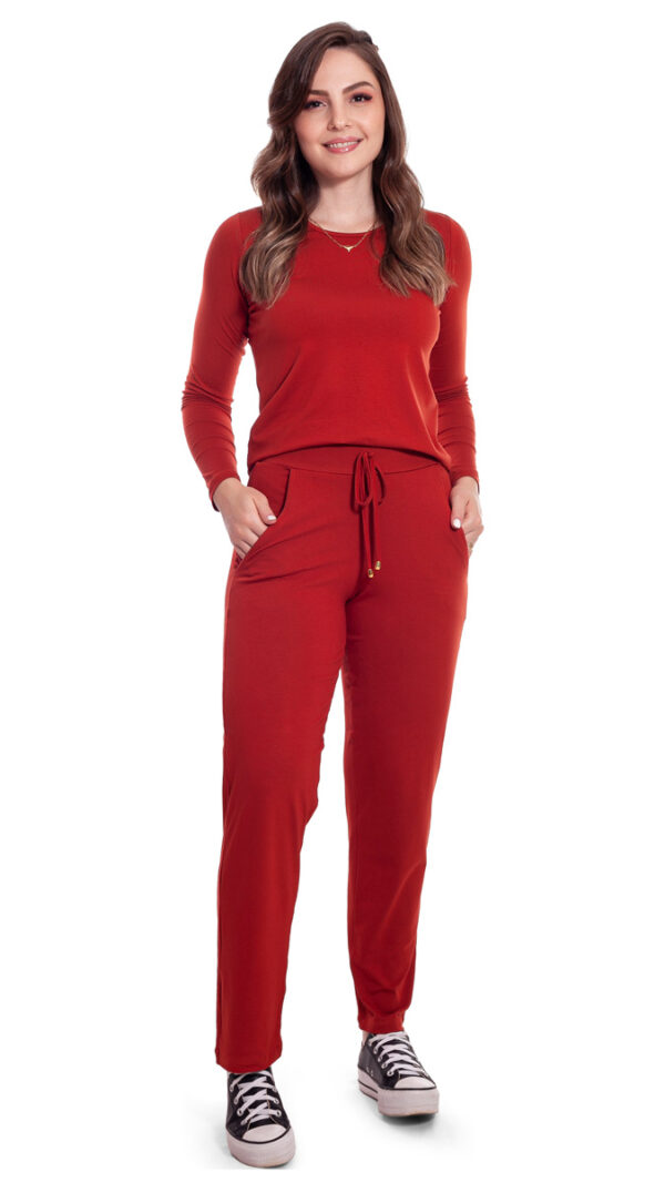 conjunto-em-viscolycra-comfy-com-calca-flaire-e-blusa-de-man