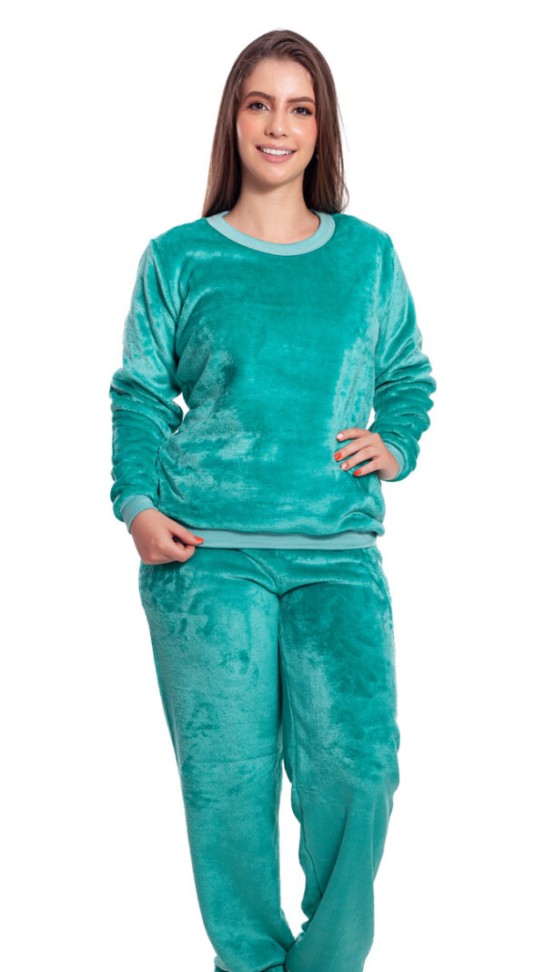 pijama-de-inverno-feminino-–-blusa-e-calca-em-tecido-pelucia