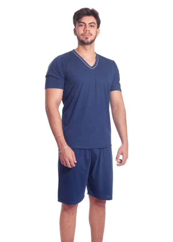 pijama-masculino-em-poliviscose-com-blusa-e-bermuda-em-malha